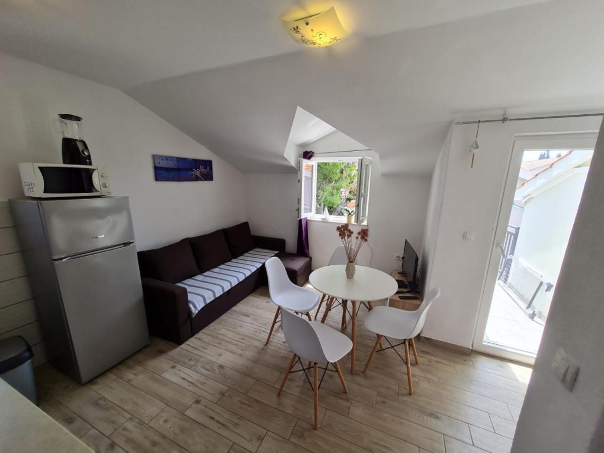 שיבניק Apartments Durda מראה חיצוני תמונה