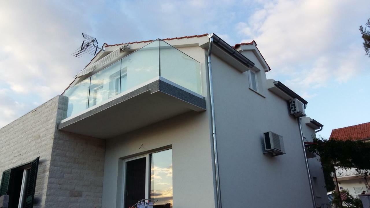 שיבניק Apartments Durda מראה חיצוני תמונה