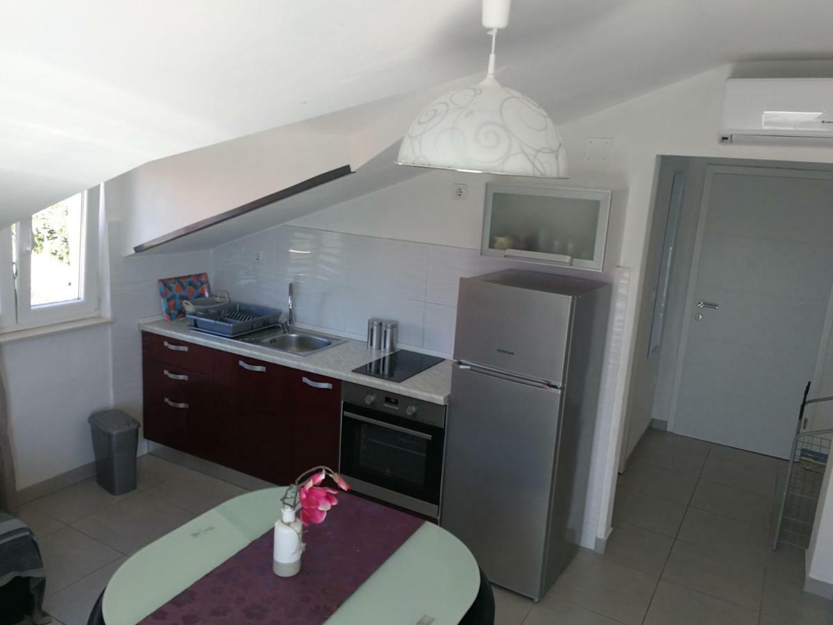 שיבניק Apartments Durda מראה חיצוני תמונה
